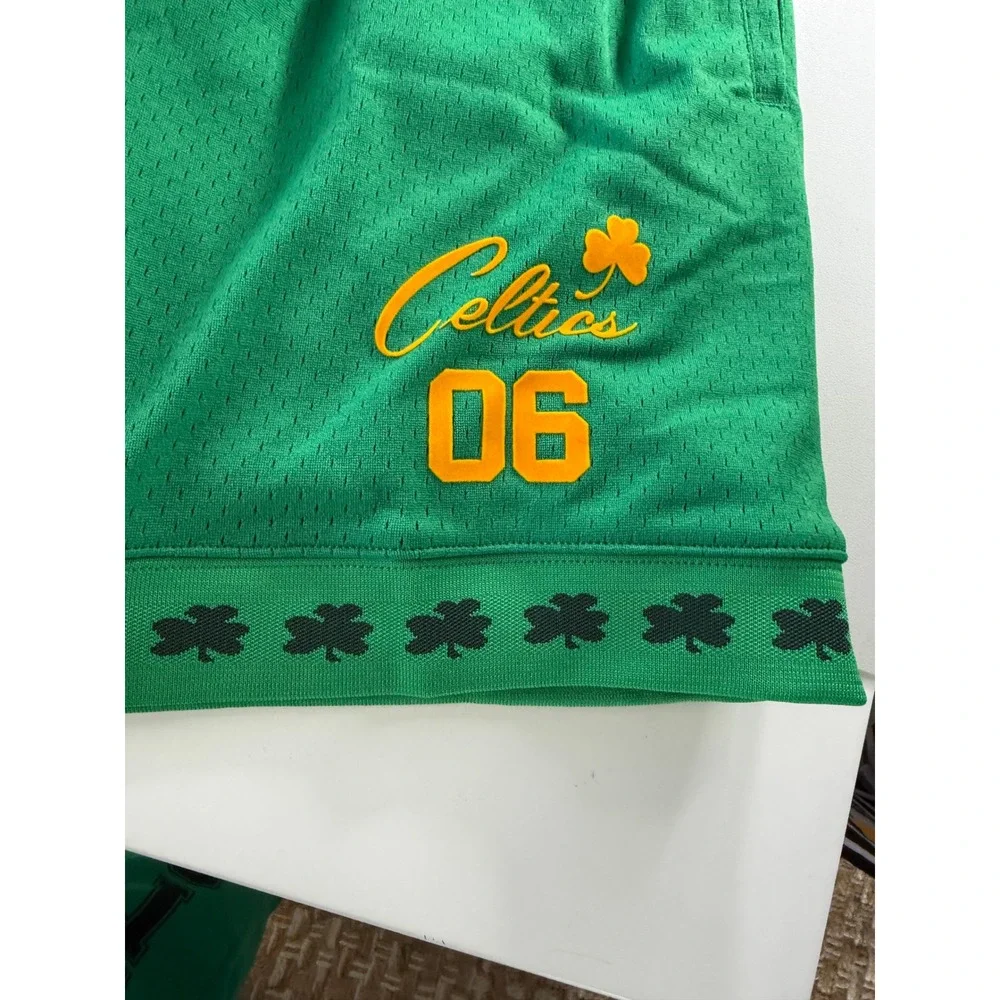 Mitchell & Ness NBA Boston Celtics 06 Stitched Shorts Mens MSRP 130 Small NEW‎